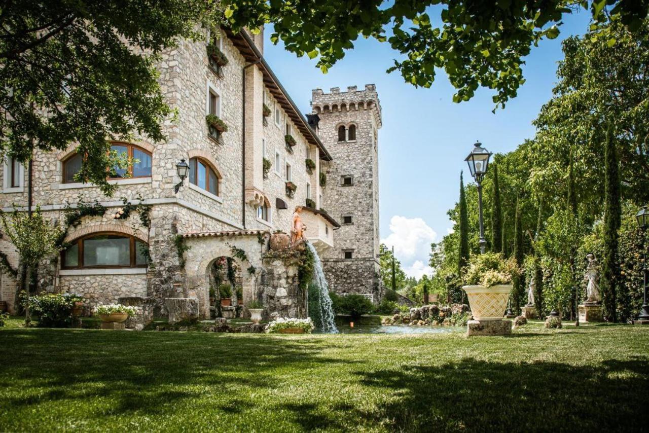 Hotel Ristorante Le Gole Di Ricci Aielli Eksteriør billede
